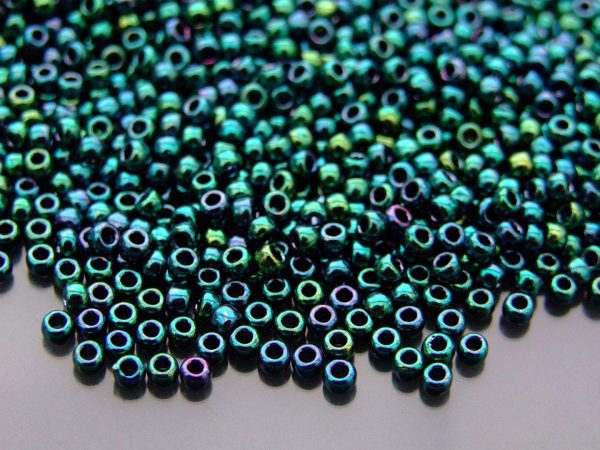 TOHO Seed Beads 506 Higher Metallic June Bug 8/0 beads mouse
