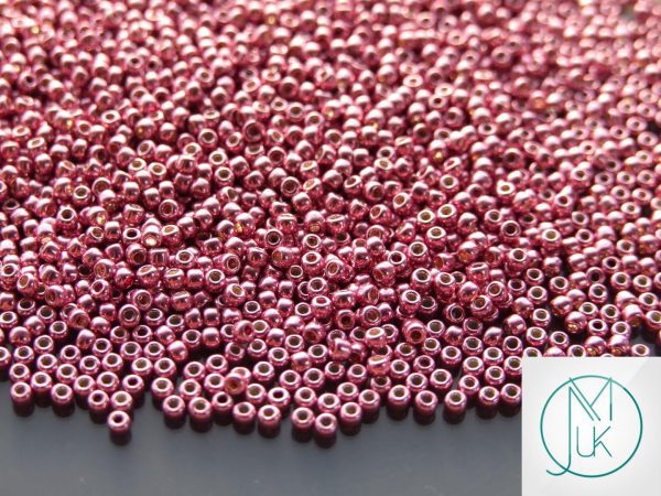 TOHO Seed Beads 553 Galvanized Pink Lilac 11/0 beads mouse