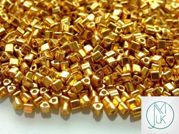 10g 557 Galvanized Starlight Toho Triangle Seed Beads 8/0 3mm Michael's UK Jewellery