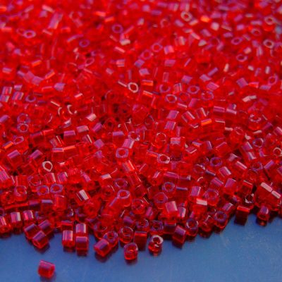 10g 5C Transparent Ruby Toho Cube Seed Beads 1.5mm Michael's UK Jewellery