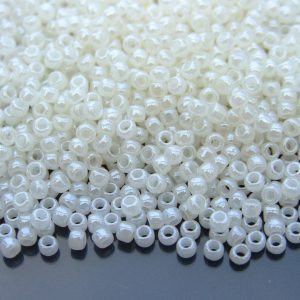 TOHO Seed Beads 663 Gold Luster Cream 8/0 beads mouse