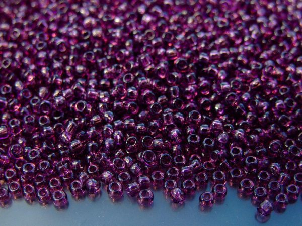TOHO Seed Beads 6B Transparent Medium Amethyst 8/0 beads mouse