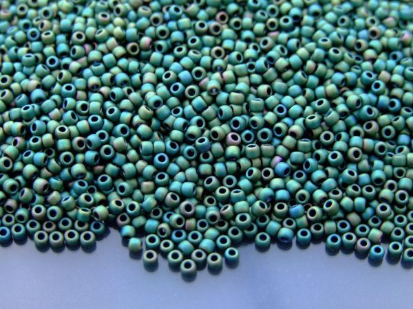 TOHO Seed Beads 710 Matte Color Aquarius 11/0 beads mouse