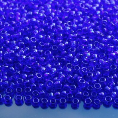 TOHO Seed Beads 8 Transparent Cobalt 8/0 beads mouse
