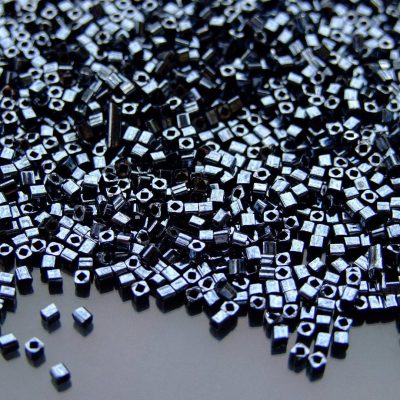 10g 81 Metallic Hematite Toho Cube Seed Beads 1.5mm Michael's UK Jewellery