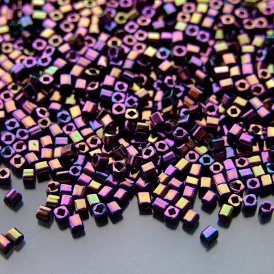 10g 85 Metallic Iris Purple Toho Cube Seed Beads 1.5mm Michael's UK Jewellery