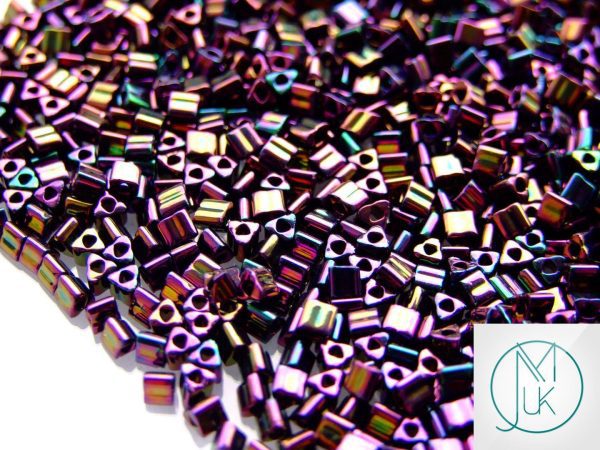 10g 85 Metallic Iris Purple Toho Triangle Seed Beads 8/0 3mm Michael's UK Jewellery