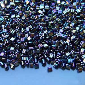 10g 86 Metallic Iris Rainbow Toho Triangle Seed Beads 11/0 2mm Michael's UK Jewellery