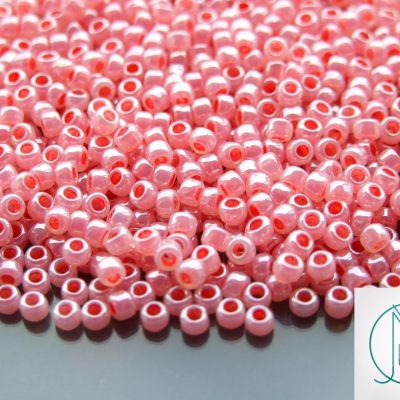 TOHO Seed Beads 906 Ceylon Tomato Soup 8/0 beads mouse