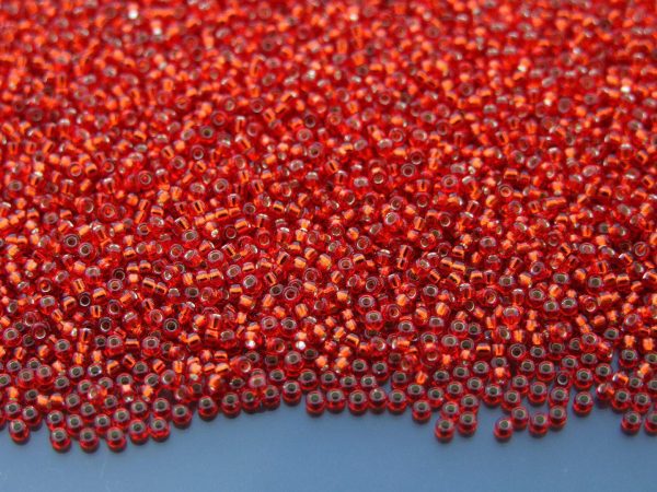 10g 910 Silver Lined Flame Red Miyuki Seed Beads 15/0 1.5mm Michael's UK Jewellery