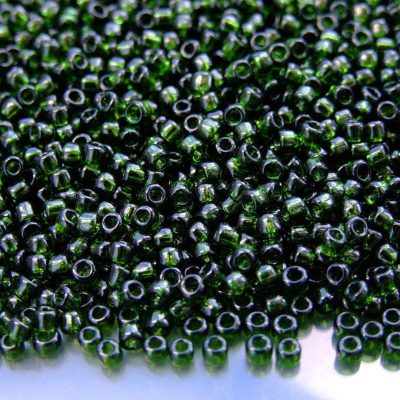 TOHO Seed Beads 940 Transparent Olivine 8/0 beads mouse