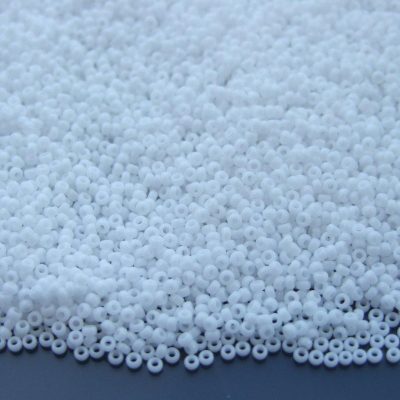 10g 9402 White Miyuki Seed Beads 15/0 1.5mm Michael's UK Jewellery