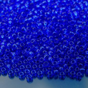 TOHO Seed Beads 942 Transparent Sapphire 8/0 beads mouse