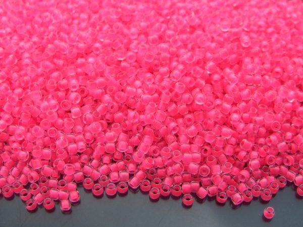 TOHO Seed Beads 971 Inside Color Matte Crystal Neon Pink Lined 11/0 beads mouse