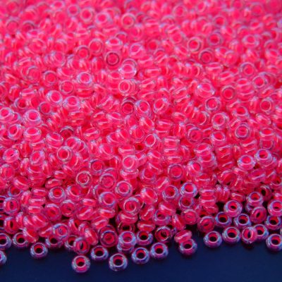10g 978 Luminous Neon Pink Toho Demi Round Seed Beads 8/0 3mm Michael's UK Jewellery