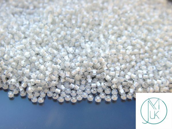 TOHO Seed Beads 981 Inside Color Crystal Snow Lined 11/0 beads mouse
