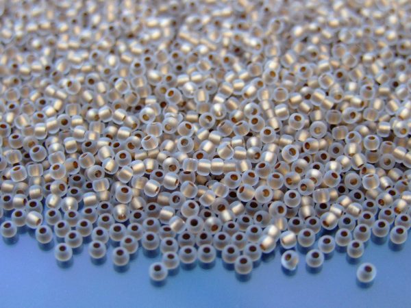 TOHO Seed Beads 989F Gold Lined Frosted Crystal 11/0 beads mouse