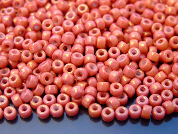 10g Chalk Red Gold Luster MATUBO Seed Beads 6/0 4mm Michael's UK Jewellery
