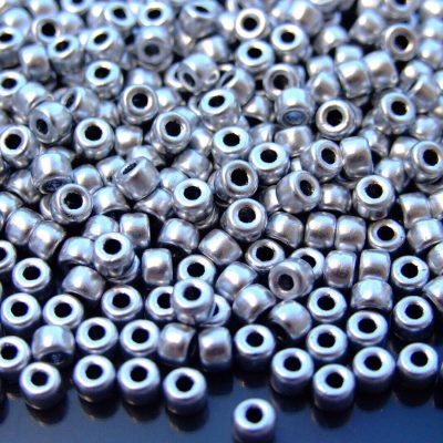 10g  Matte Metallic Silver MATUBO Seed Beads 6/0 4mm Michael's UK Jewellery