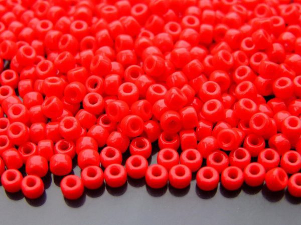 10g Opaque Red MATUBO Seed Beads 6/0 4mm Michael's UK Jewellery