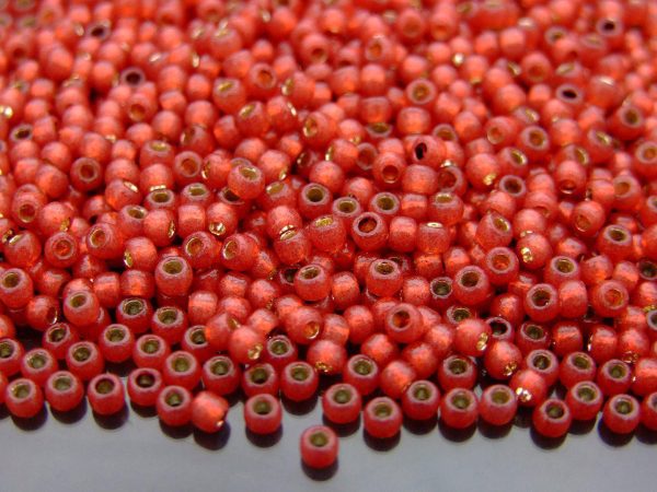 TOHO Seed Beads PF2113 PermaFinish Silver Lined Milky Pomegranate 8/0 beads mouse