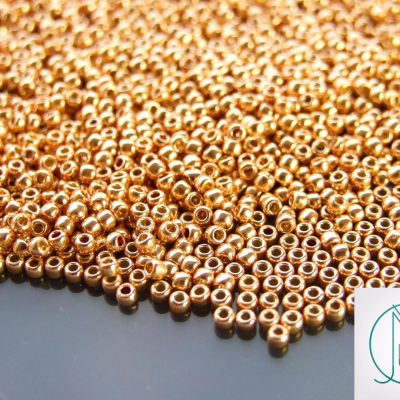 TOHO Seed Beads PF551 PermaFinish Galvanized Rose Gold 11/0 beads mouse