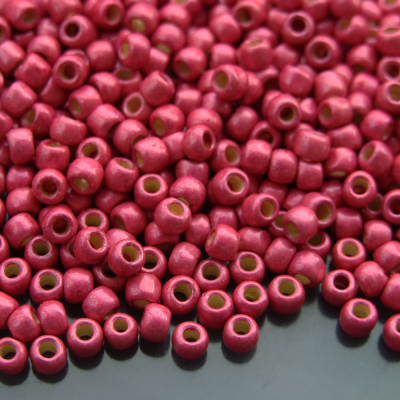 10g PF563F PermaFinish Galvanized Matte Orchid Toho Seed Beads 6/0 4mm Michael's UK Jewellery