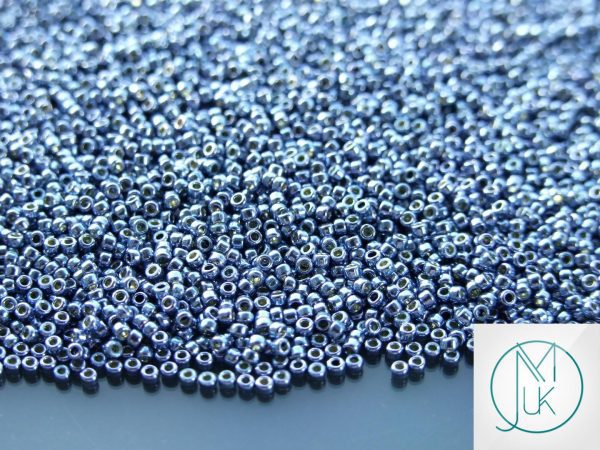 10g PF567 PermFinish Metallic Polaris Toho Seed Beads 15/0 1.5mm Michael's UK Jewellery