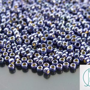 TOHO Seed Beads PF567 PermaFinish Metallic Polaris 8/0 beads mouse