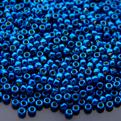 TOHO Seed Beads PF584 PermaFinish Galvanized Turkish Blue 8/0 beads mouse