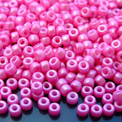 10g Pearl Shine Light Fuchsia MATUBO Seed Beads 6/0 4mm Michael's UK Jewellery