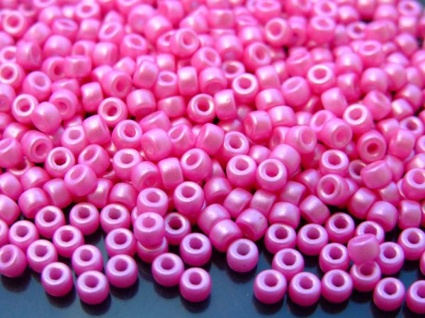 10g Pearl Shine Light Fuchsia MATUBO Seed Beads 6/0 4mm Michael's UK Jewellery