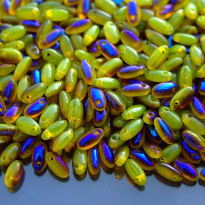 RIZO Czech Pressed Beads Lime Azuro beads mouse