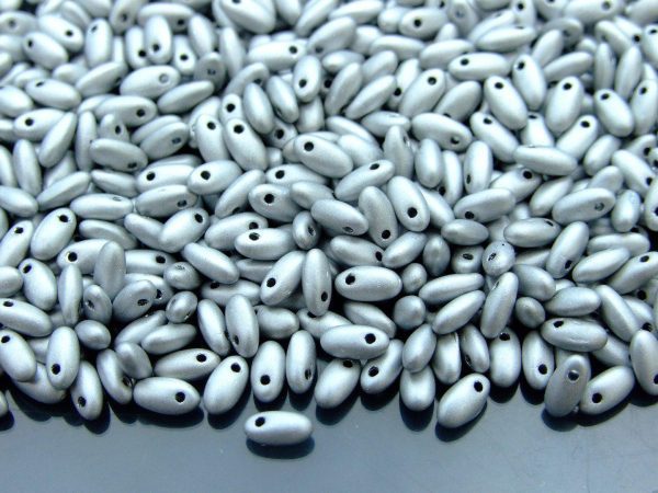 RIZO Czech Pressed Beads Matte Jet Labrador beads mouse