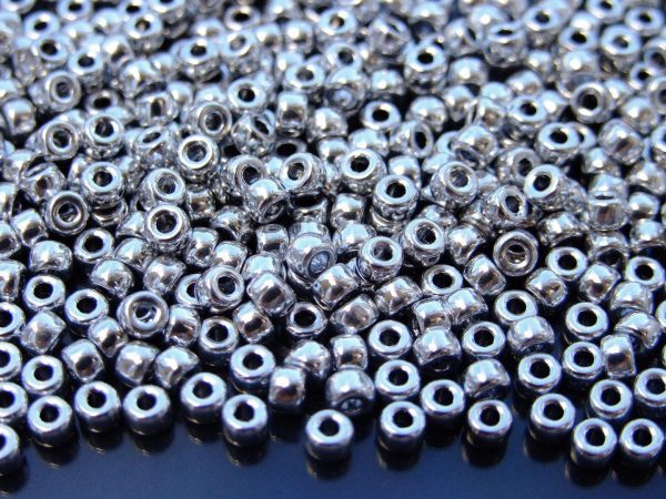 10g Silver MATUBO Seed Beads 6/0 4mm Michael's UK Jewellery