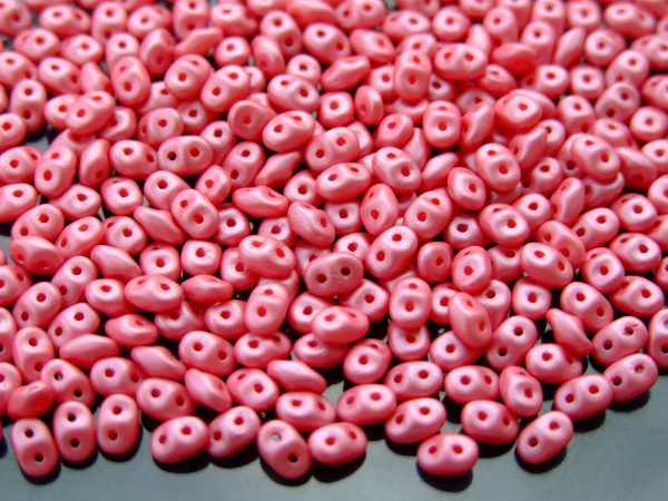 20g MATUBO™ Beads SuperDuo Powdery Pastel Maroon 29307AL beads mouse