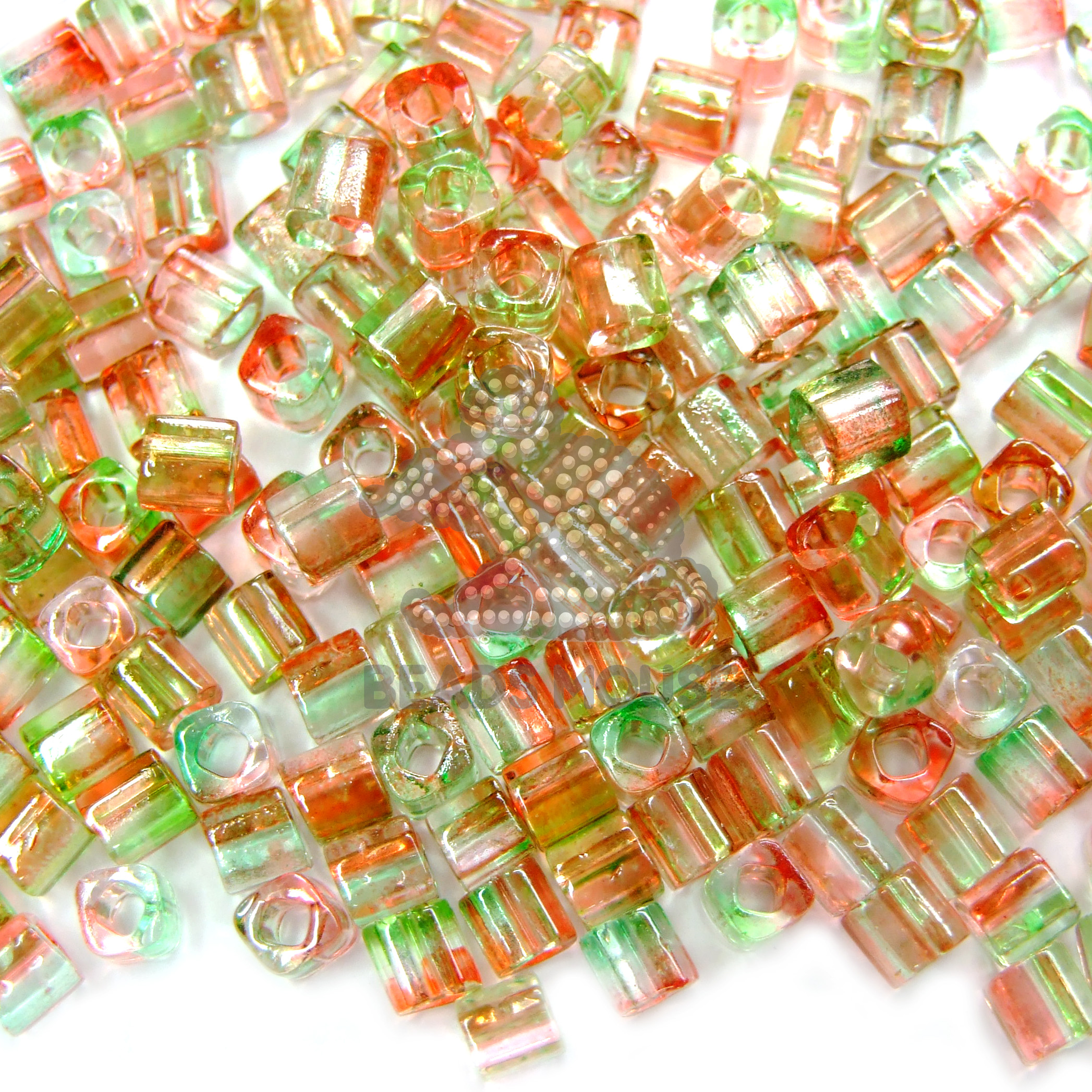 10g Toho Cube Beads Y417 HYBRID Dual Coated Peach Pear 4mm beads mouse