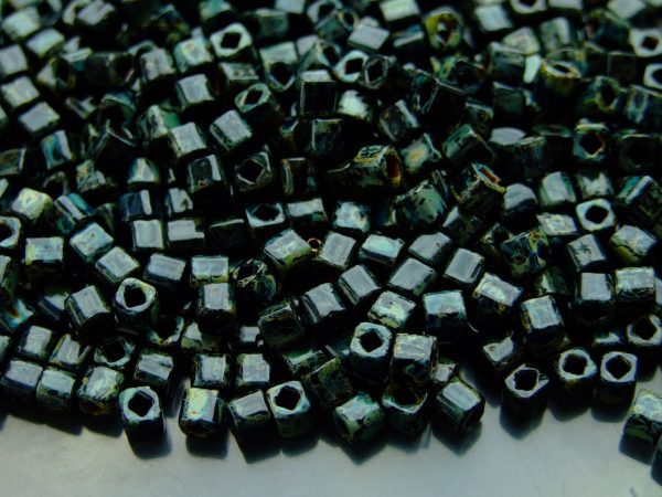 10g Y302 HYBRID Jet Picasso Toho Cube Seed Beads 4mm Michael's UK Jewellery