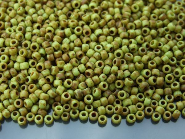 TOHO Seed Beads Y310F HYBRID Frosted Sour Apple Picasso 8/0 beads mouse