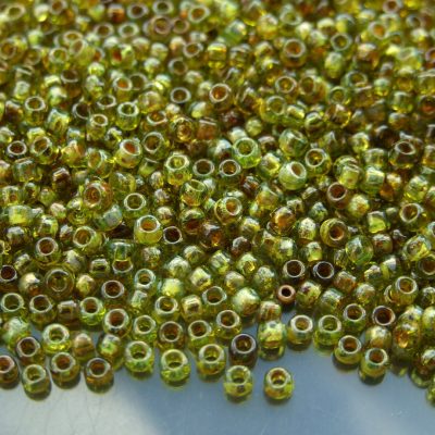TOHO Seed Beads Y315 HYBRID Transparent Lime Green Picasso 8/0 beads mouse