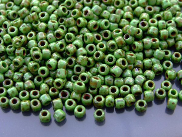 10g Y321 HYBRID Opaque Mint Green Picasso Toho Seed Beads 6/0 4mm Michael's UK Jewellery