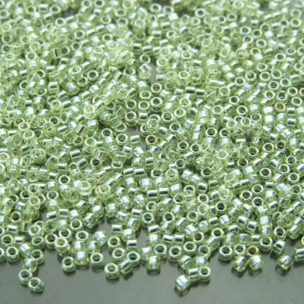 135 Transparent Lemon Lime Luster Toho Treasure Seed Beads beadsmouse.co.uk