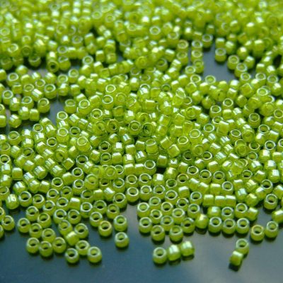 2.5'' Tube 1045 Yellow Lined Lemon Lime Toho Treasure Seed Beads 11/0 1.7mm Michael's UK Jewellery
