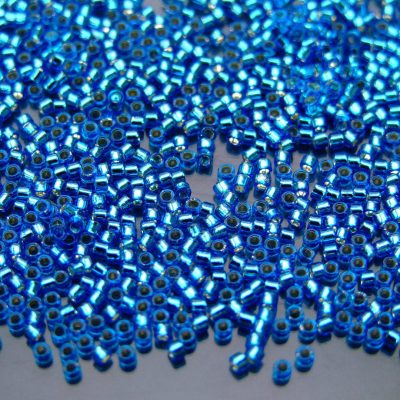 2.5'' Tube 2206 Transparent Silver Lined Blue Topaz Toho Treasure Seed Beads 11/0 1.7mm Michael's UK Jewellery