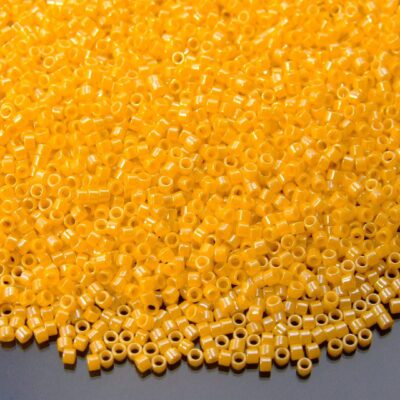 5g 128B Opaque Sunshine Luster Toho Aiko Seed Beads 11/0 1.8mm Michael's UK Jewellery