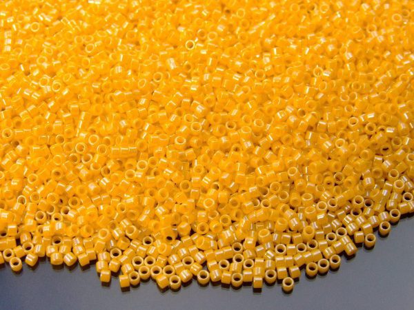 5g 128B Opaque Sunshine Luster Toho Aiko Seed Beads 11/0 1.8mm Michael's UK Jewellery