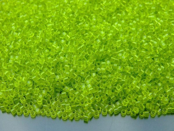 5g 4 Transparent Lime Green Toho Aiko Seed Beads 11/0 1.8mm Michael's UK Jewellery