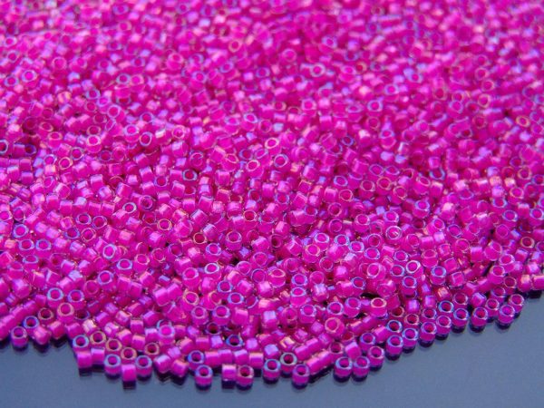 5g 790 Inside Color Crystal Fuchsia Lined Toho Aiko Seed Beads 11/0 1.8mm Michael's UK Jewellery beads mouse