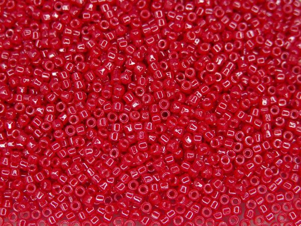 5g Luster Red Coral MATUBO Cylinder Seed Beads 10/0 2.1mm Michael's UK Jewellery