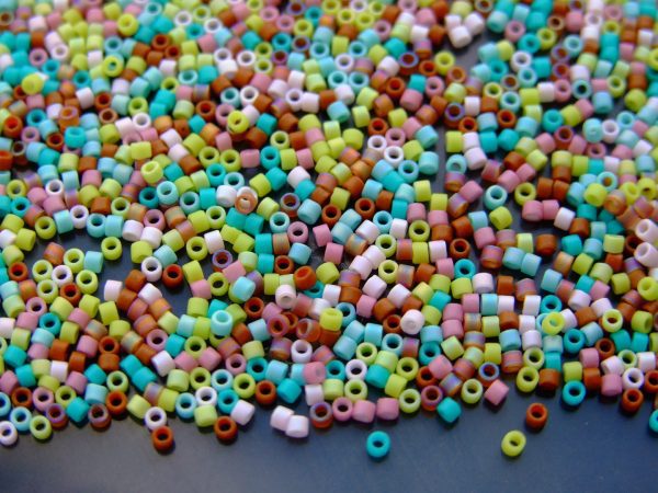 7.2g Tube MIX9012 Mix Tres Chic Miyuki Delica Beads 11/0 1.6mm beadsmouse.co.uk